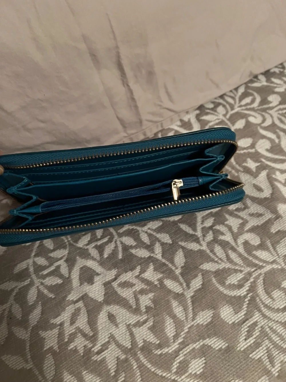 Teal (Like new) Wallet